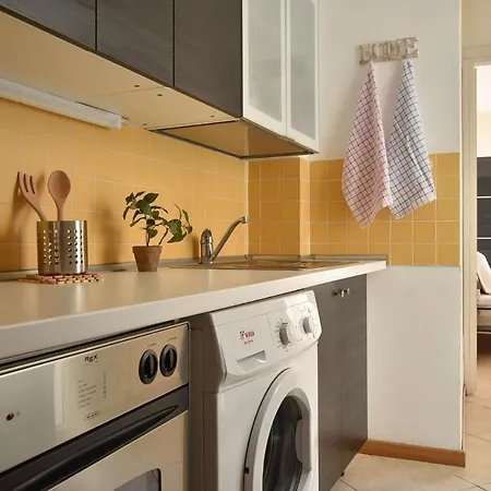 Apartment Red Flat *